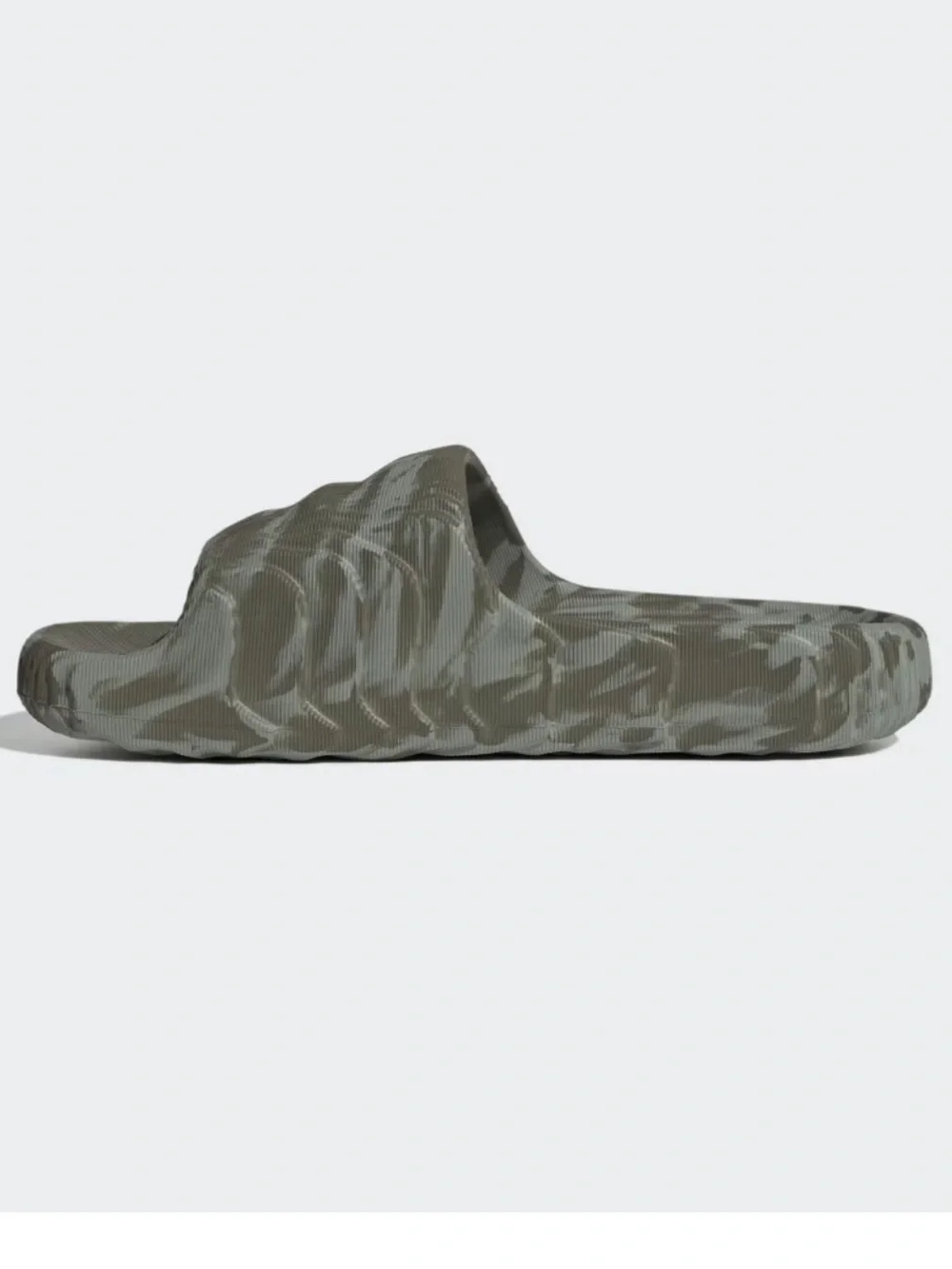 Adidas ADILETTE 22 Men's Slides OLIVE STRATA / SILVER GREEN Size 12 HP6517